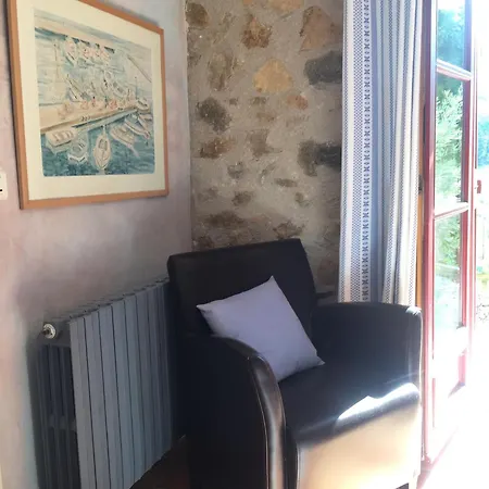 Mas Lo Faix Bed & Breakfast 4*